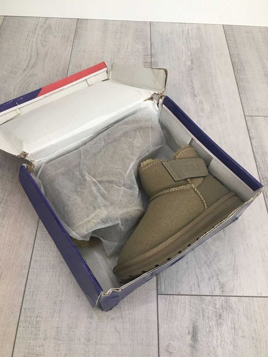 Продам новые Уги!