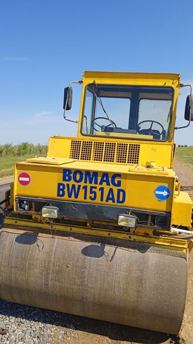 Аренда асфальтоукладчика.