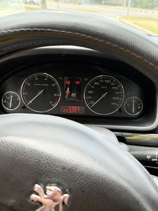 Peugeot 407 2.0 бензин/газ