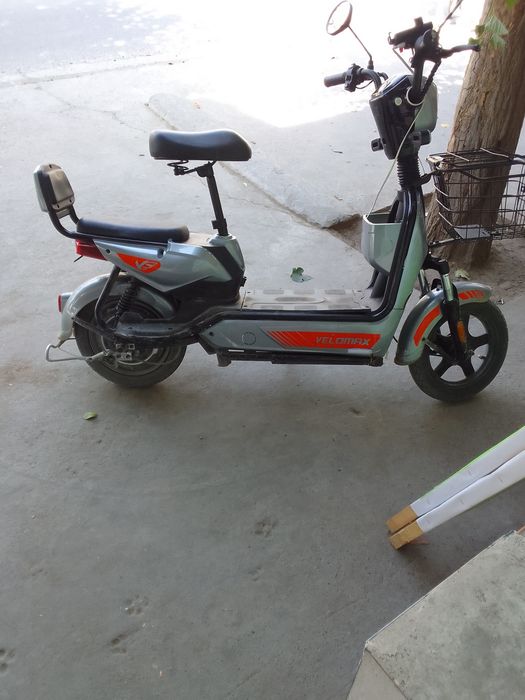 Eletro scooter ecobike madel