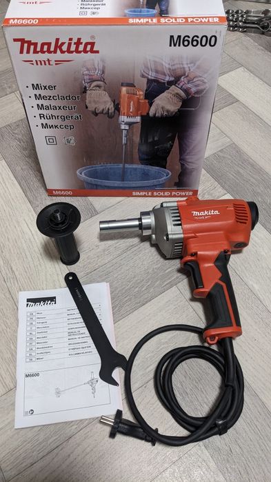 Makita M6600 миксер