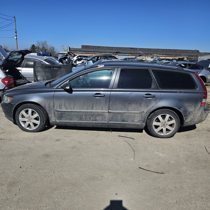Волво в 50 Volvo v50 на части