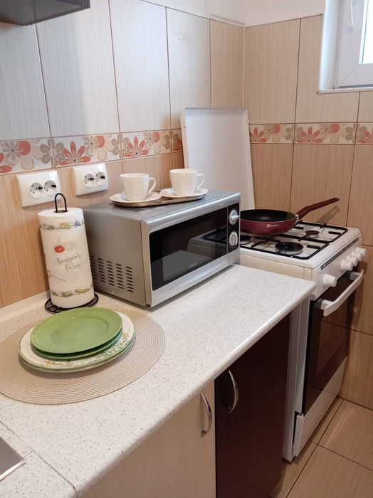 Inchiriez apartament 2 camere, Sos. Oltenitei, foarte aproape de metrou, proprietar