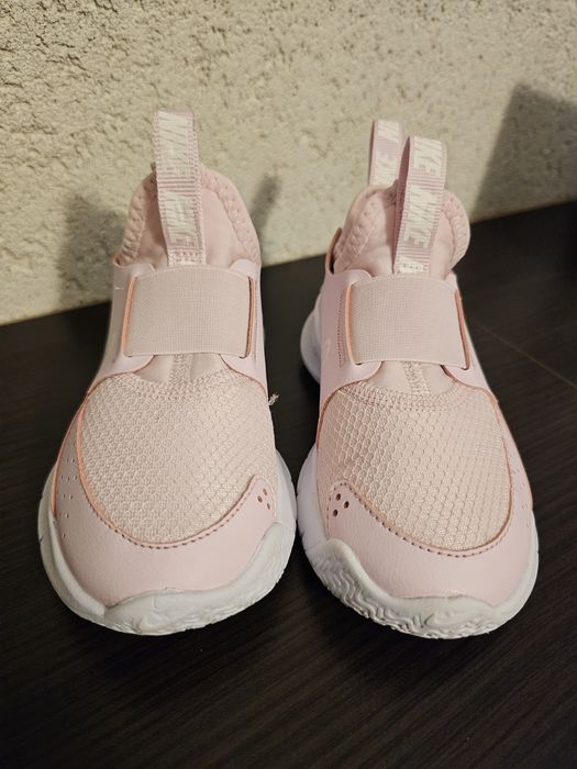 Маратонки Nike за момиче 26