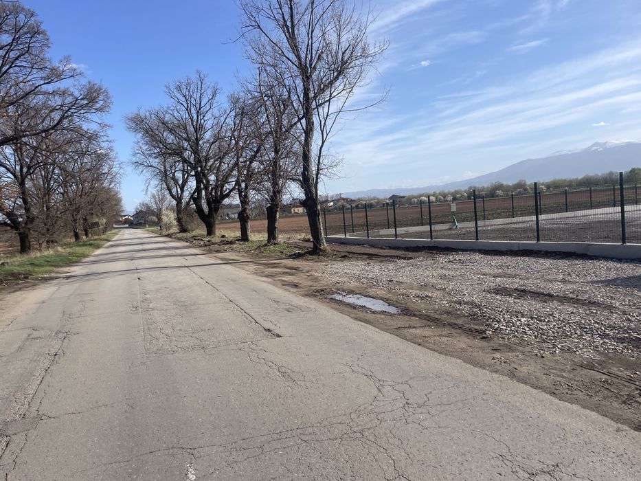 Дава се под наем Парцел в с. Негован, Област София-град - 1320 кв.м за 867 € - Снимка #1