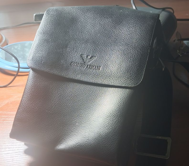 Продам мужскую сумку