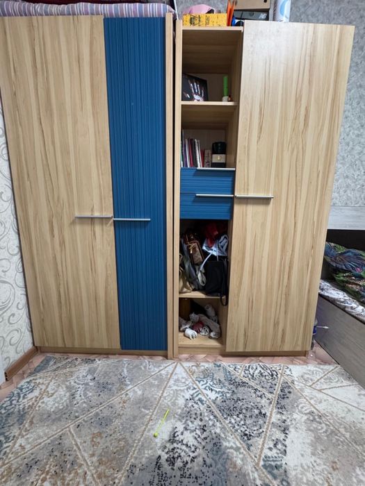 Продам шкаф в хорошем состоянии.