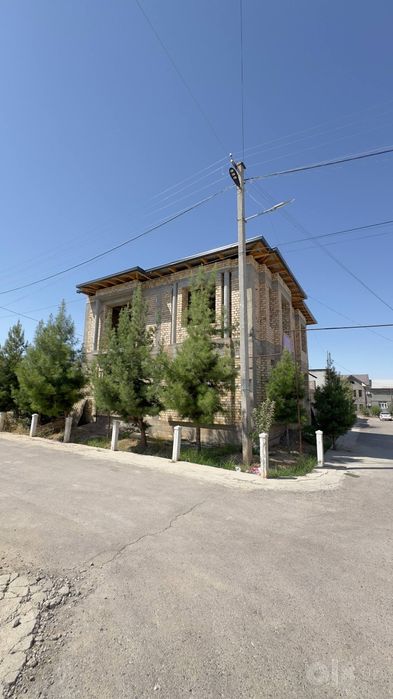 Qizgaldoq maxalla Manzil Zamona oldidan kiriladi 1,7 sotu