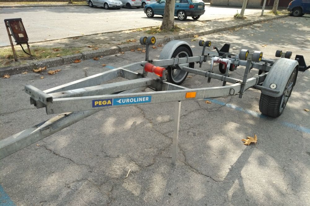 Колесар ,ремърке, лодка риболов,воблер