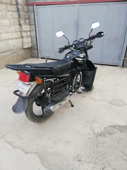 Мотоцикл GSX сузуки