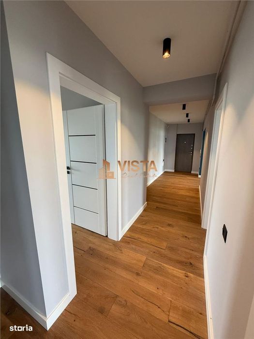 Exclusvitate, Apartament 3 camere, 86 mp utili, Zona Tractorul, Brasov — fotografia 3