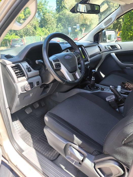 Vand Ford Ranger 2018 - 82.000 km, masina de Romania.