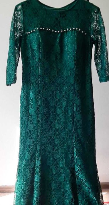 Платье нарядное 48 размер