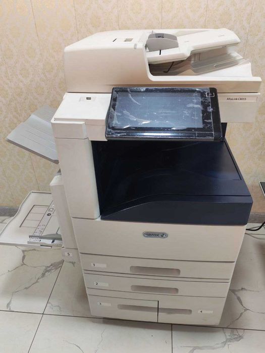 Продается почти новый Xerox Atalink C8055 + комплект тонера