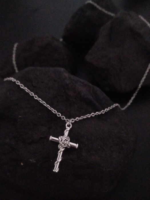 Vând  lănțișoare