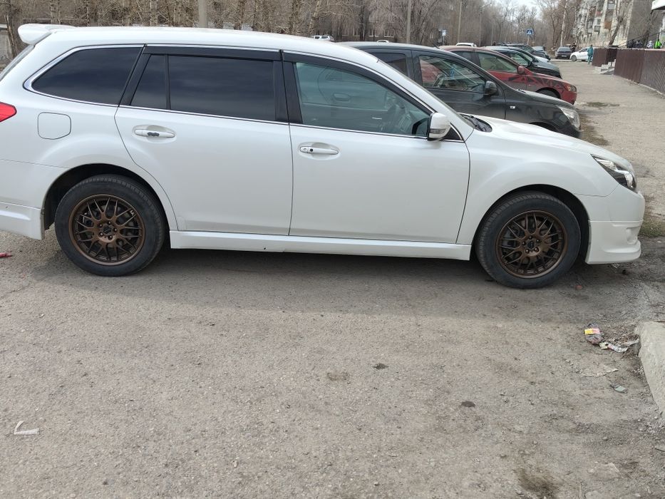 Диски с резиной.