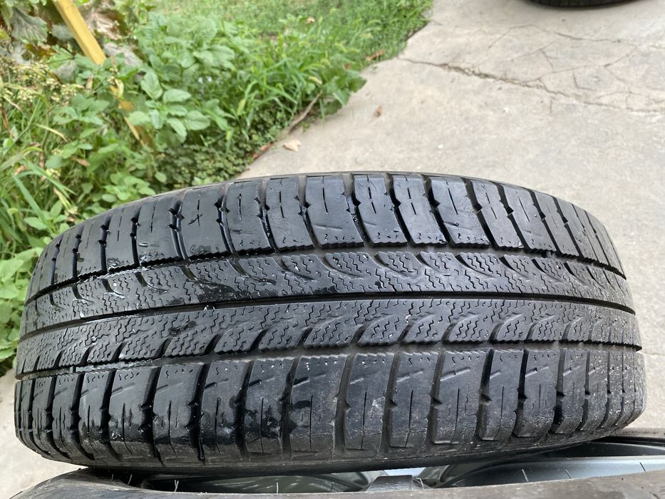 Шины Germany 215/65/16 C, 2шт