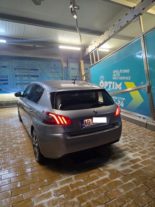 Peugeot 308 1.5 BlueHDi EAT8