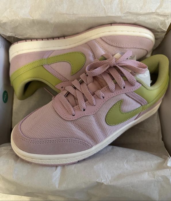 Оригинал кроссовки Nike