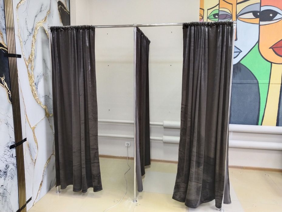 Стойки разные гардеробные