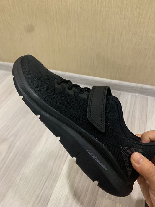 кроссовки на мальчика