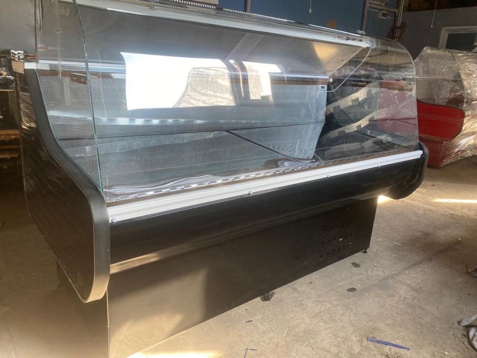 Vitrina frigorifica orizontala  pentru mezeluri/ diferite culori