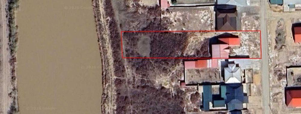 уй сатылады 6 соток , манзил :Водоканал Д.Шамшетов 155 , газ тартылган
