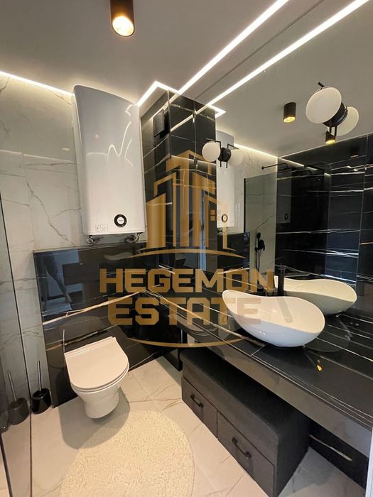 Продава се Двустаен апартамент в Варна, Морска градина - 89 кв.м за 2229 €/кв.м - Снимка #8