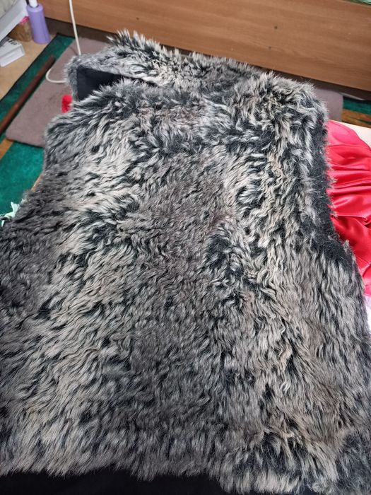 Vestă cu blanita pentru fete