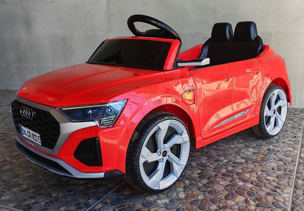 Masinuta electrica copii Audi SQ8