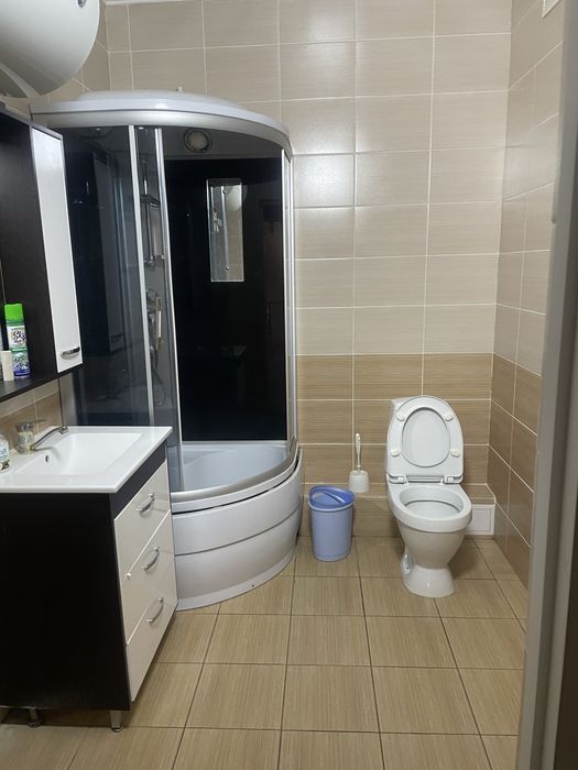 Сдам котедж,в центре борового.