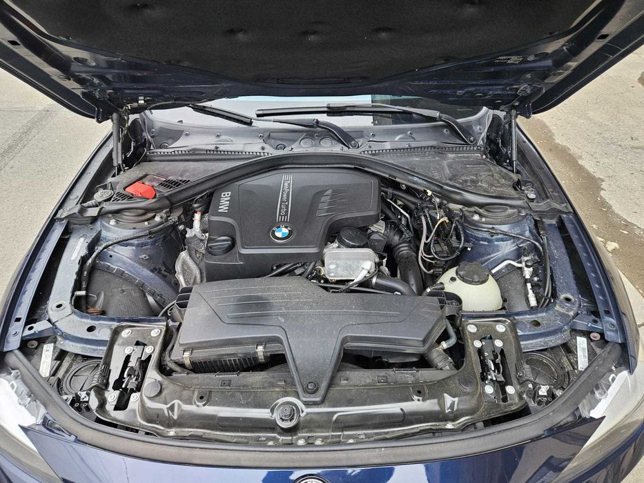 BMW seria 3/ 320i/2012 /183cp