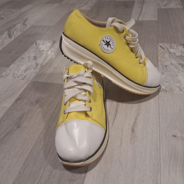Teniși galbeni Fashion Clasic nr 40