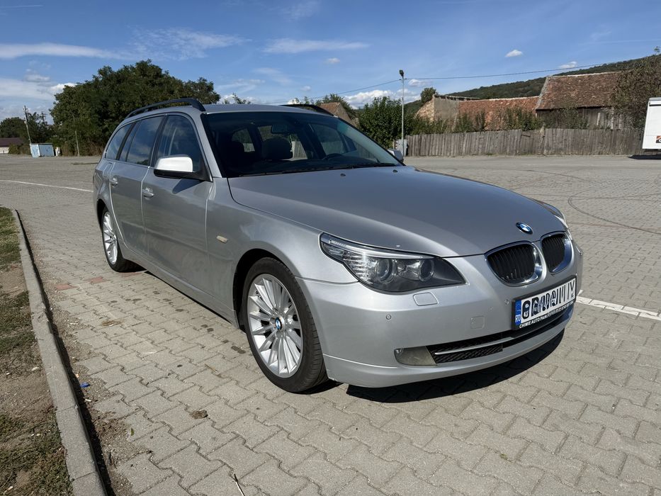 BMW  SERIA 520d E61