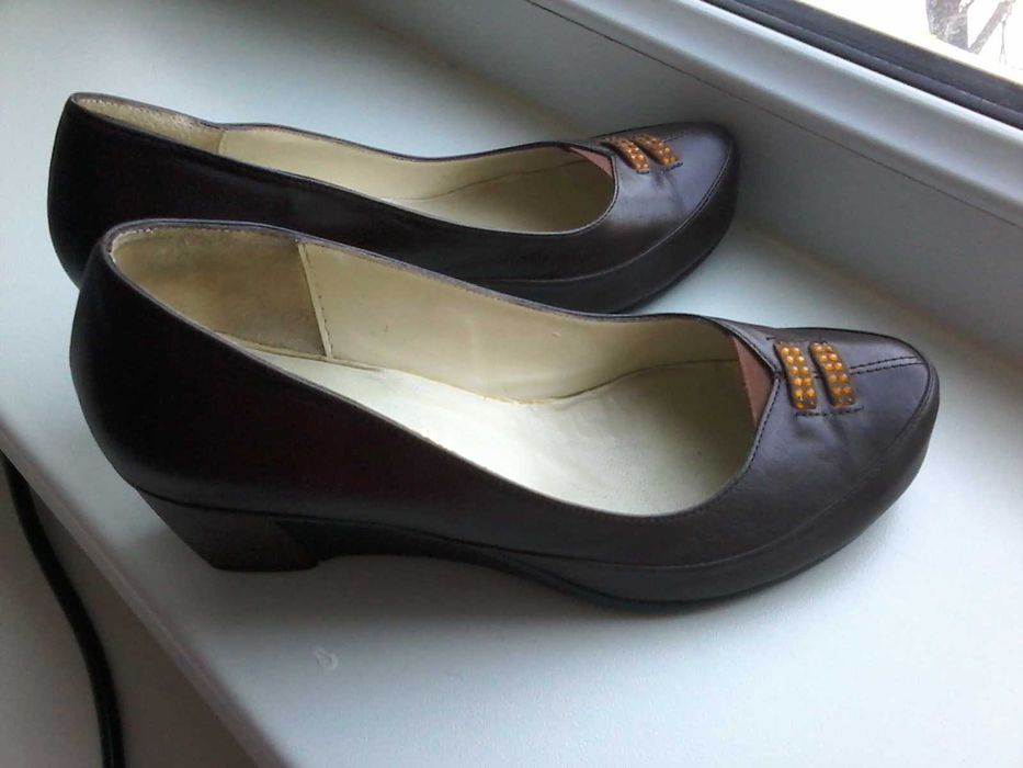 Туфли женские продам