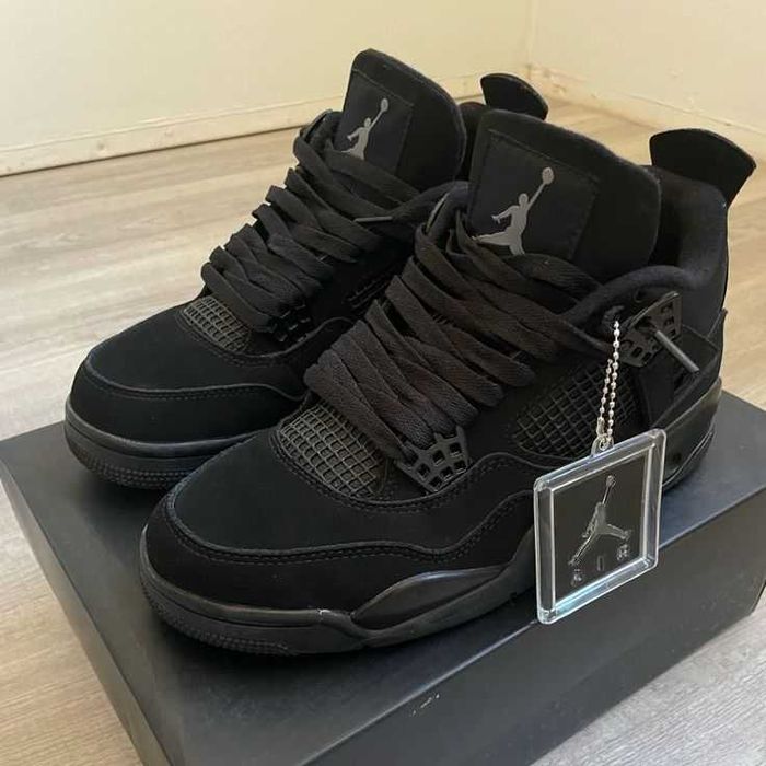 Jordan 4 Black Cat (Ultimele perechi)