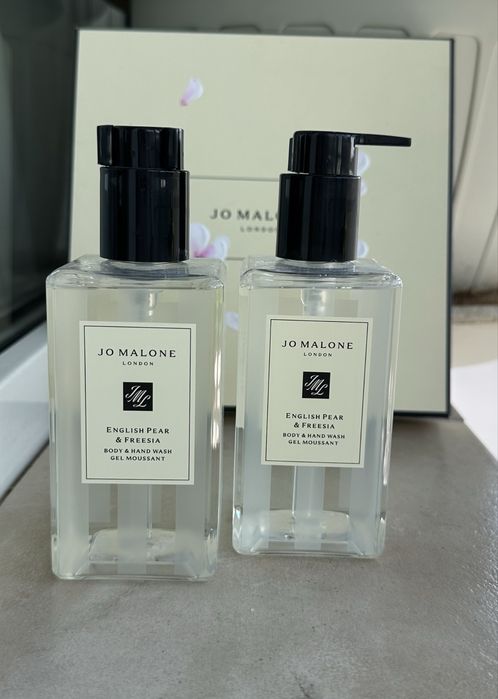 Jo Malone London English Pear & Freesia Body & Hand Wash – 250 ml
