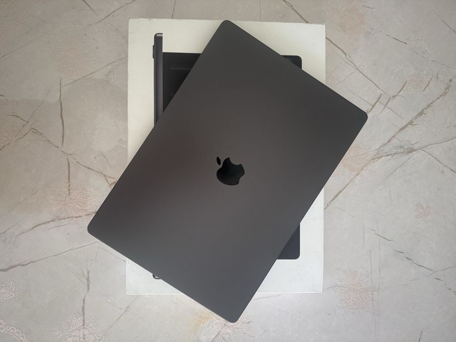 MacBook Pro 16” M5 Pro/24GB/1TB в идеале