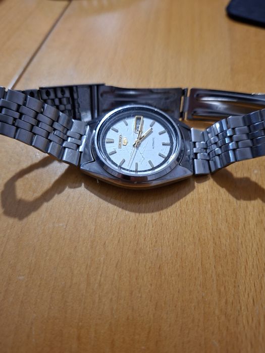 Продавам два броя Сейко5