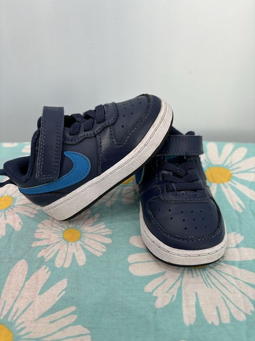 Маратонки  за момче Nike номер 19