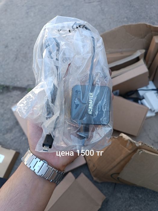 продаются новые блоки питания для ноутбука