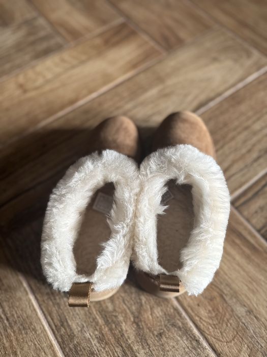 Ugg tazzelle cu blana