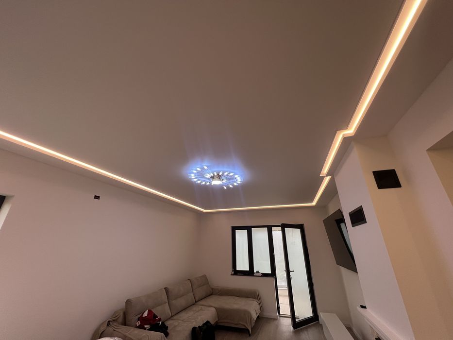 Tavane extensibile lucioase sau mate - Alege-ti stilul!