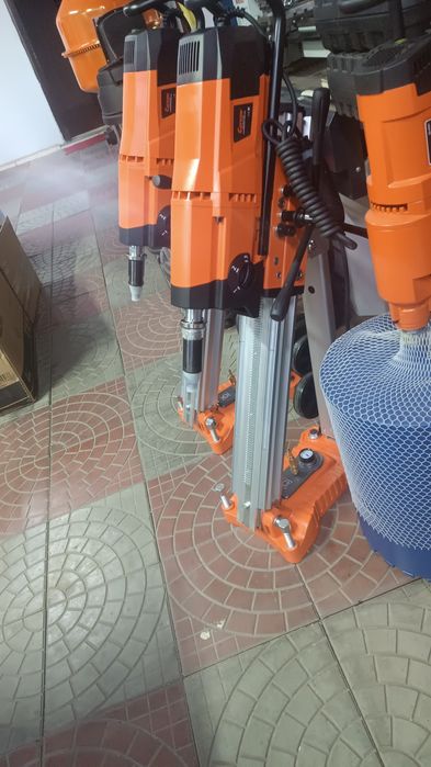 Аппарат алмазного сверления