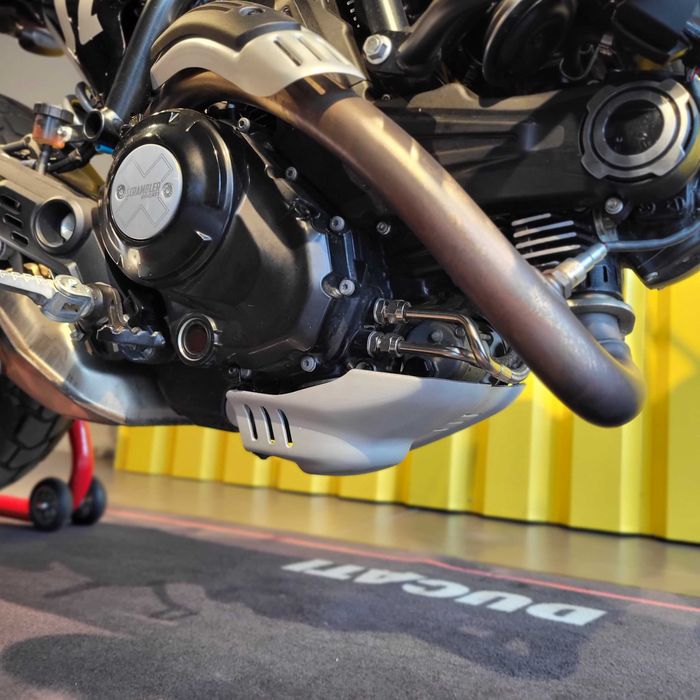 HobbyMoto vinde Ducati Scrambler ICON 800, TVA deductibil