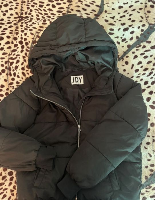 Geaca scurta de iarna