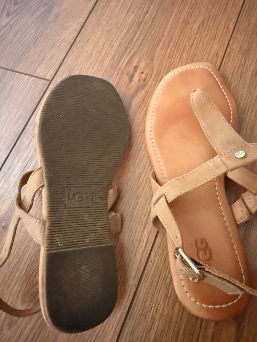 Sandale UGG piele 37