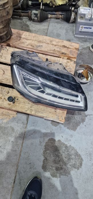 Far matrix audi a8  2016 de Europa complect