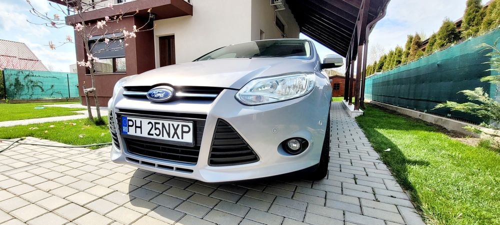 Vand Ford Focus 3 an 2014 km reali