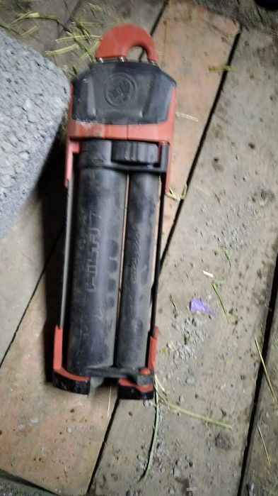 Пистолет для силикона